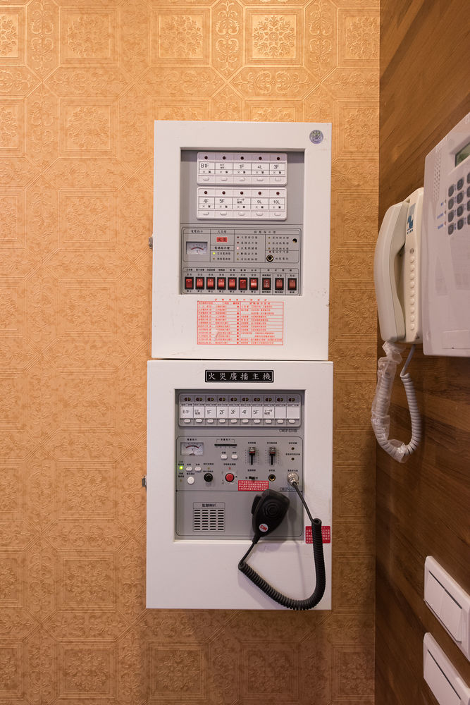 九九商旅 Hotel Taichung Eksteriør billede